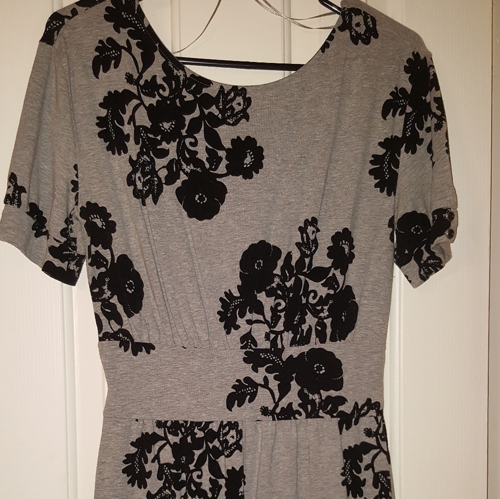Grey and black v back dress